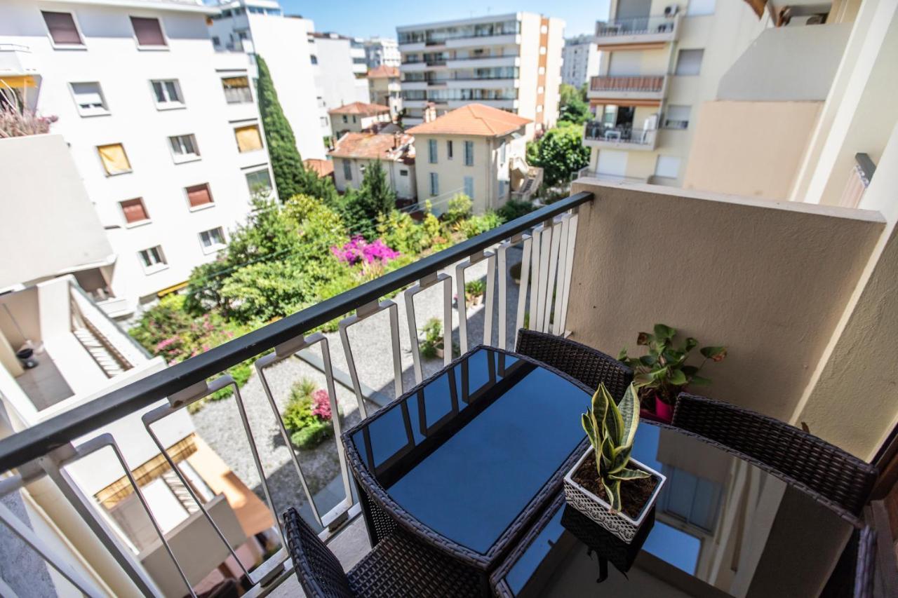 ++++ Renovated Cosy 50M2 Sunny Flat / Balcony / Close To Beach And To The Palais Des Festivals ++++ Cannes Bagian luar foto